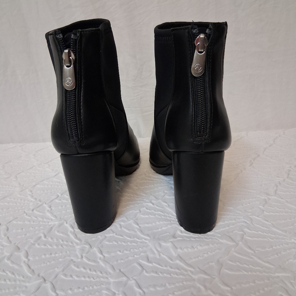 Adrienne Vittadini Black Heeled Boots Size 8.m - Picture 7 of 15